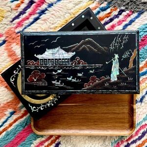 Vintage Korean Mother of Pearl Lacquer Jewelry Trinket Box Najeonchilgi 12”